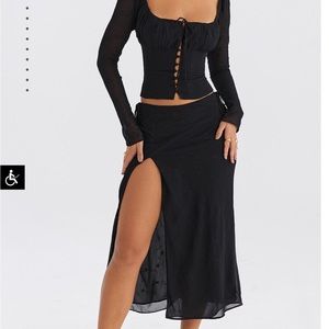 Mistress Rocks Black Embroidered High Split Skirt M